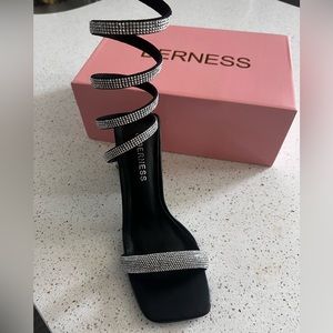 Never Worn rhinestone heeled Sandal